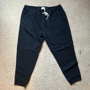 Old Navy Black Jogger sweatpants